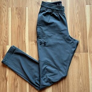 Under Armour Unstoppable Tapered Pants